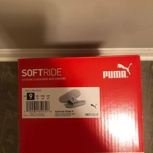 NWT Mens SZ9 Puma slides